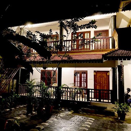 Tattwamasi Ayuryoga With Breakfast And Yoga Hotel Varkala Kültér fotó