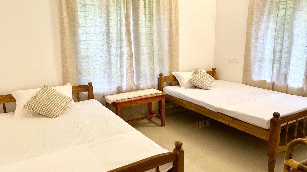 Tattwamasi Ayuryoga With Breakfast And Yoga Hotel Varkala Kültér fotó