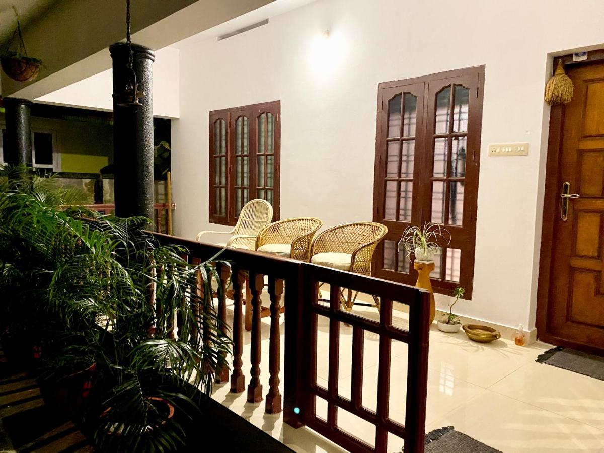 Tattwamasi Ayuryoga With Breakfast And Yoga Hotel Varkala Kültér fotó