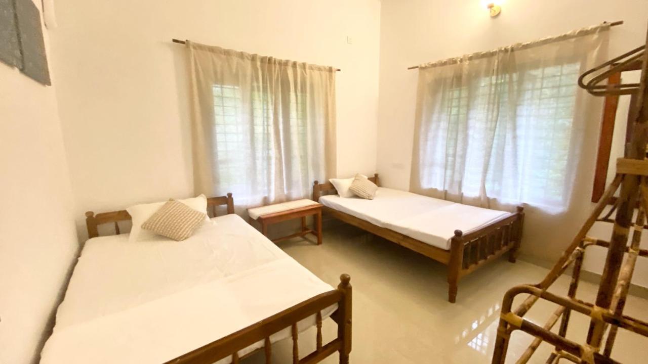Tattwamasi Ayuryoga With Breakfast And Yoga Hotel Varkala Kültér fotó